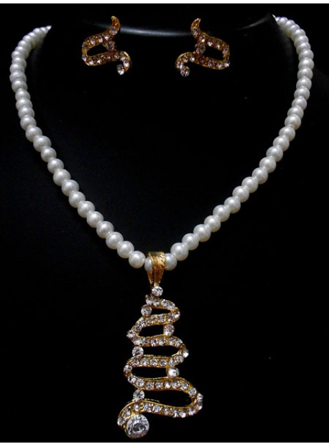 Pearl Necklace